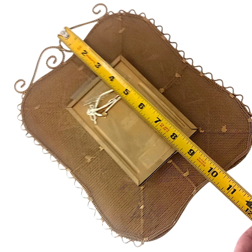 Vtg Victorian Embroidered Flower Picture Frame Photo Gold Lame'‎ Metal Mesh FLAW